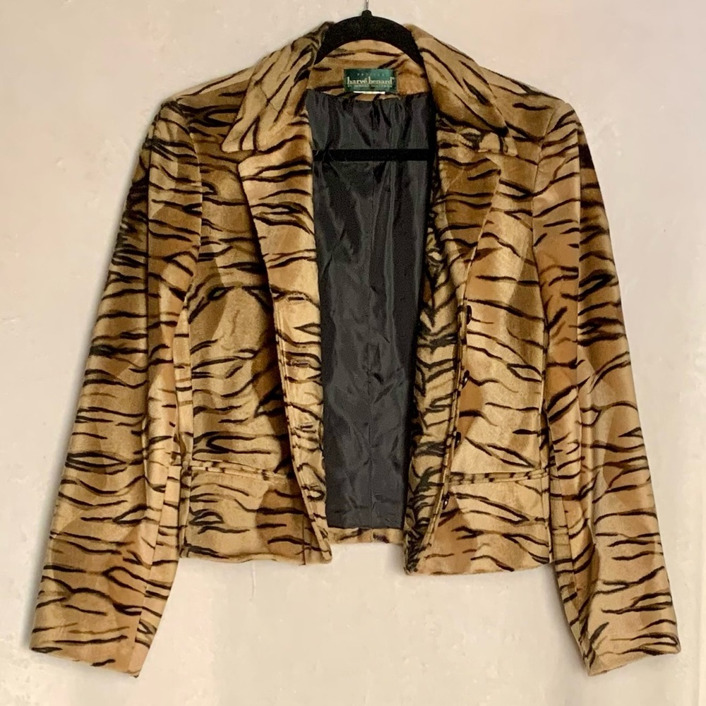 stunning Tiger~eye Jacket is being retired. Perfect condition. truly is a jewel
